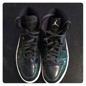 Nike Air Jordan gently used with box